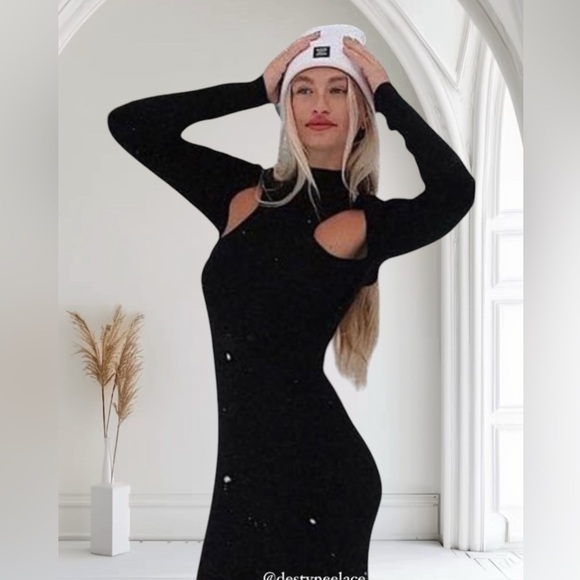 Astr Dresses & Skirts - Black sweater dress